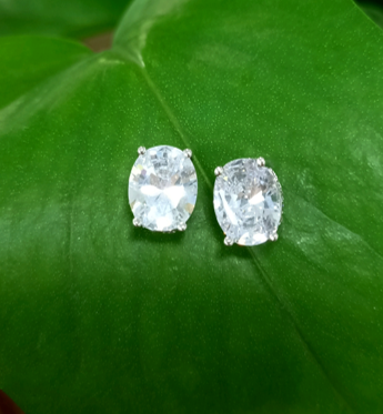 ROUND DIAMOND EARRINGS