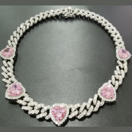 CUBAN LAYER CHAIN NECKLACE WITH PINK HEARTS