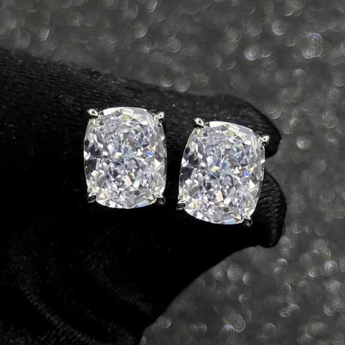 SQUARE DIAMOND EARRINGS