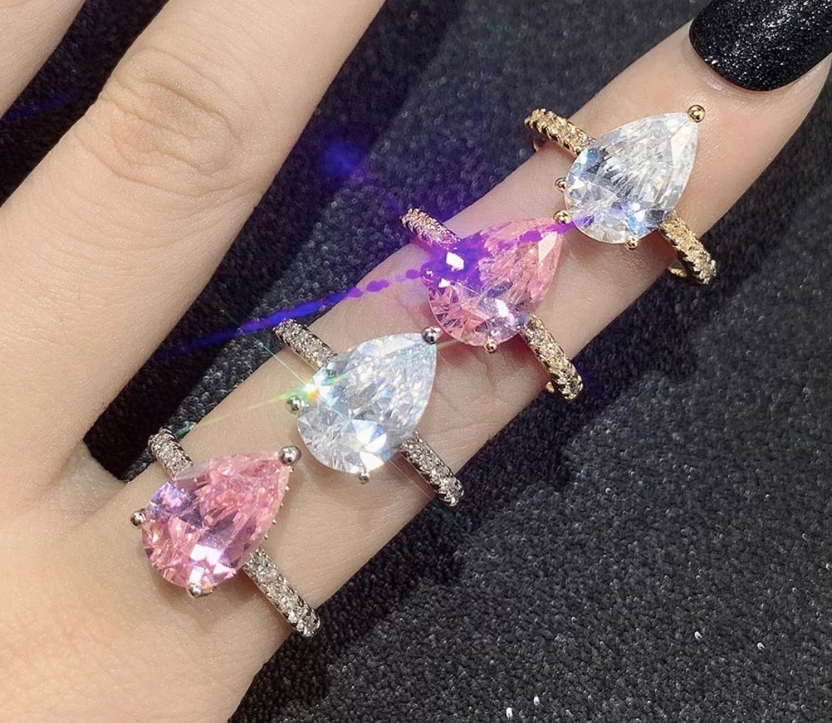TEAR DROP RING
